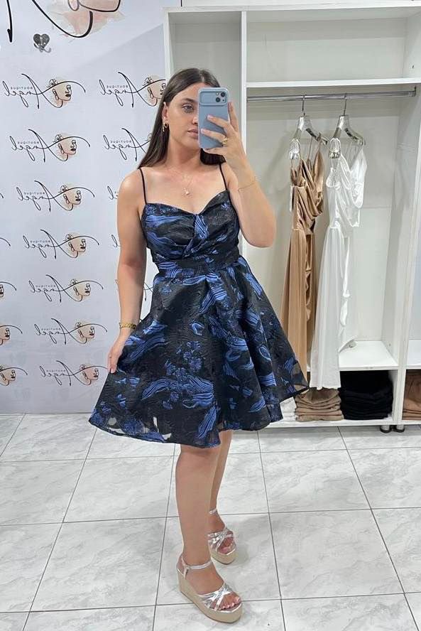 Robe-Coquette-Brocart