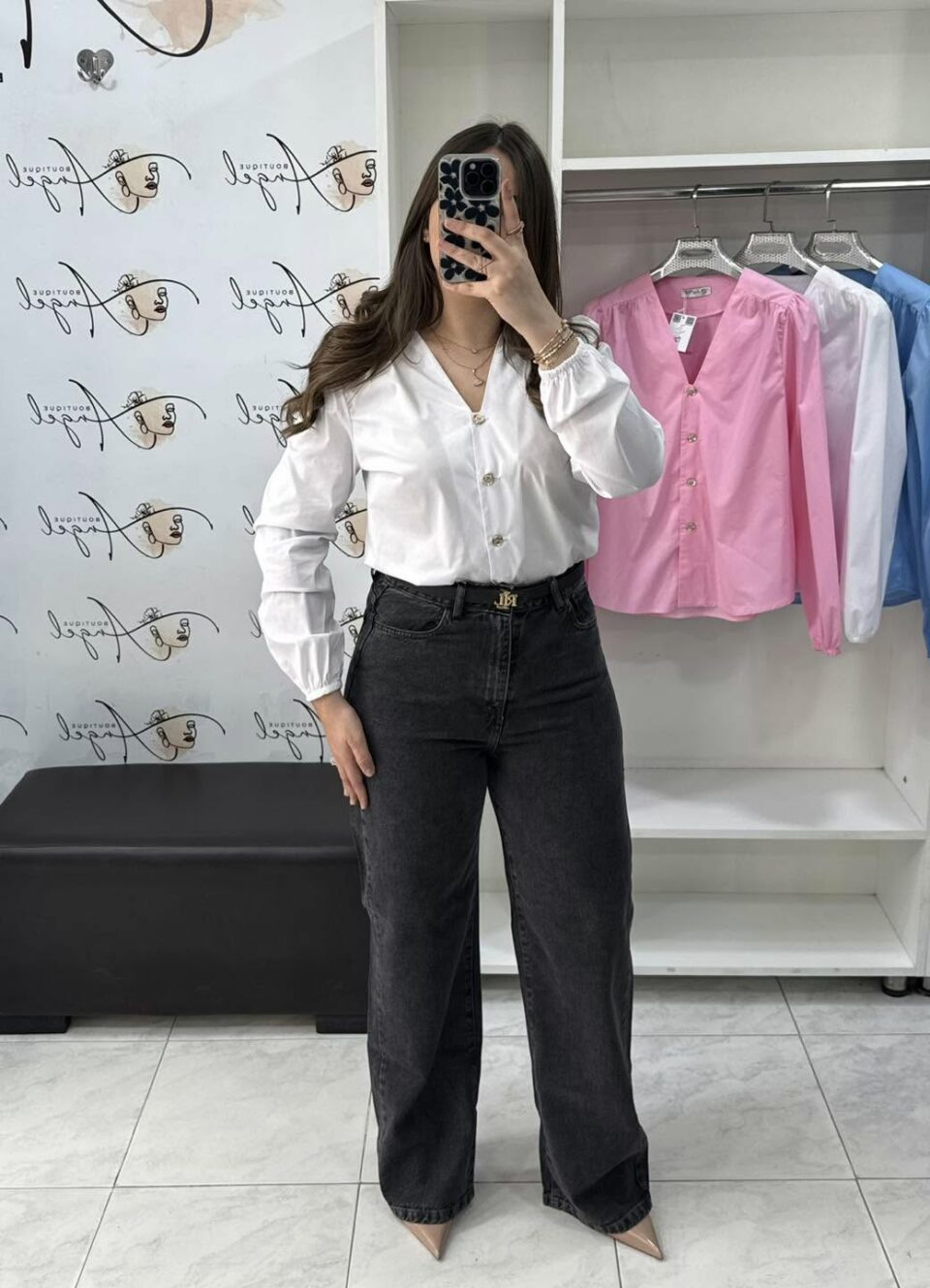 Jean-Selena-Strass-Noir